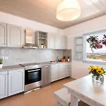 Daire Menta I In The Heart Of Naousafree Parkingparos